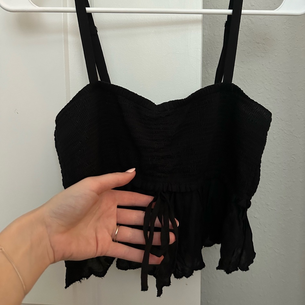 Aritzia Cropped Tank Blouse